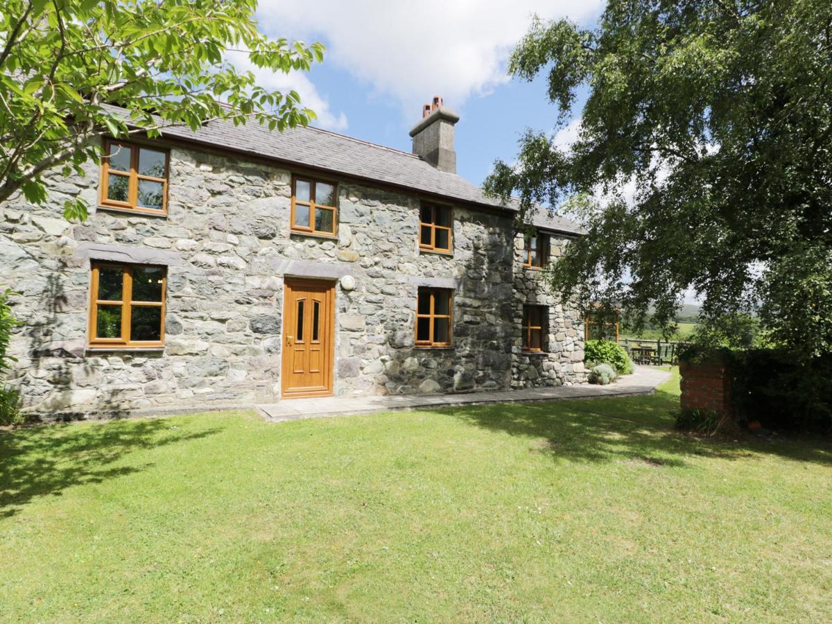 Ddol Helyg Farmhouse Llanrug Extérieur photo